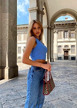 Anna Stock
